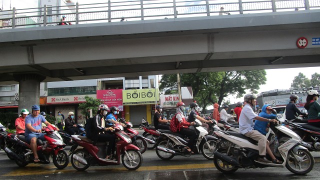 001b